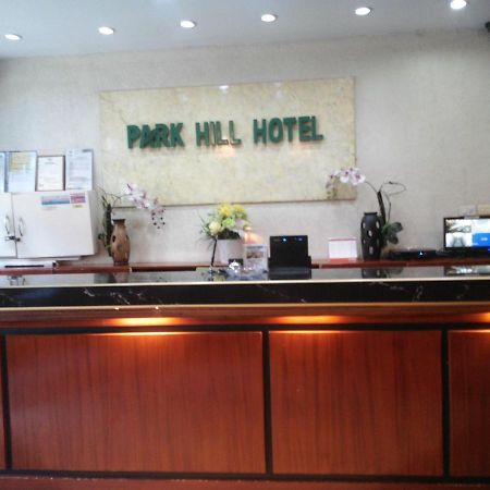 Park Hill Hotel Lapu-Lapu City Exteriör bild